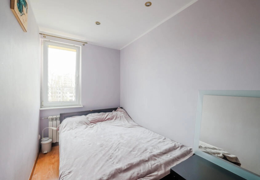 3 pokoje z oddzielną kuchnią !