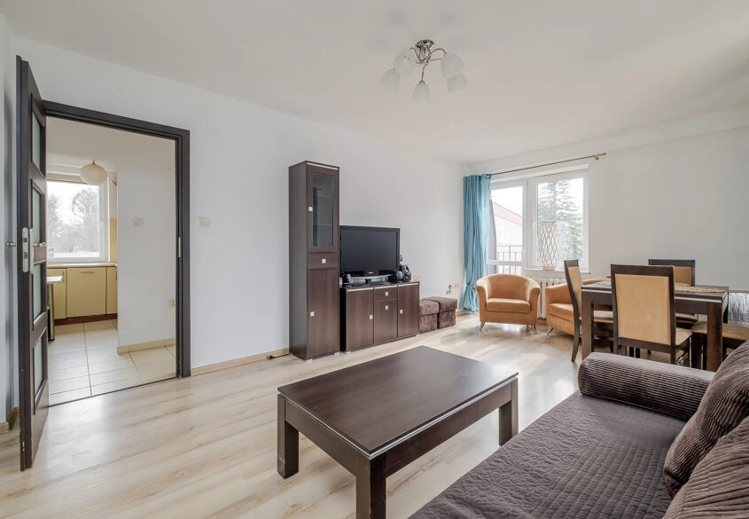 WRZESZCZ -  mieszkanie 3 min. od kolejki SKM!