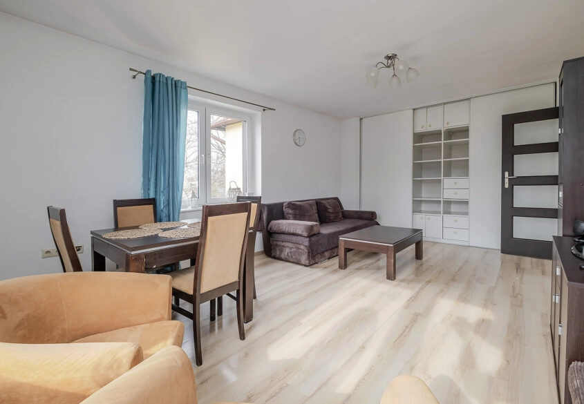 WRZESZCZ -  mieszkanie 3 min. od kolejki SKM!