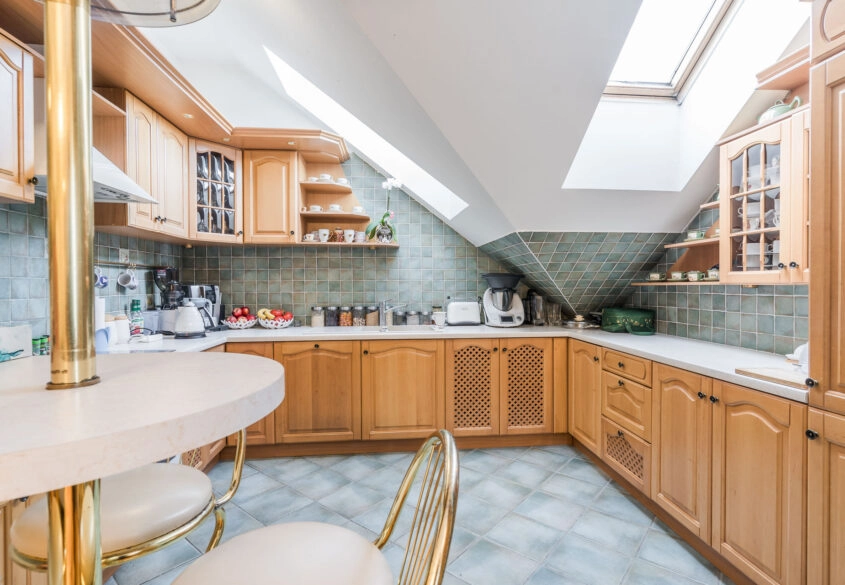 Oliwa-elegancki apartament- 3 pokoje z opcją 4