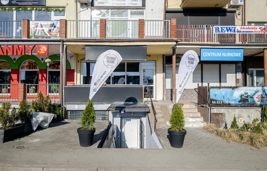 Lokal handlowo-usługowy, ok. 44m2, witryna