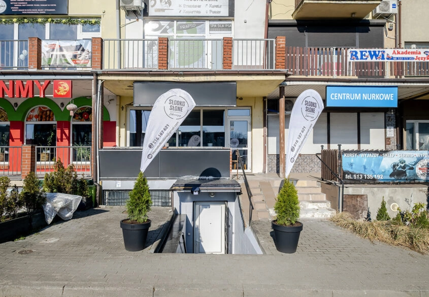 Lokal handlowo-usługowy, ok. 44m2, witryna