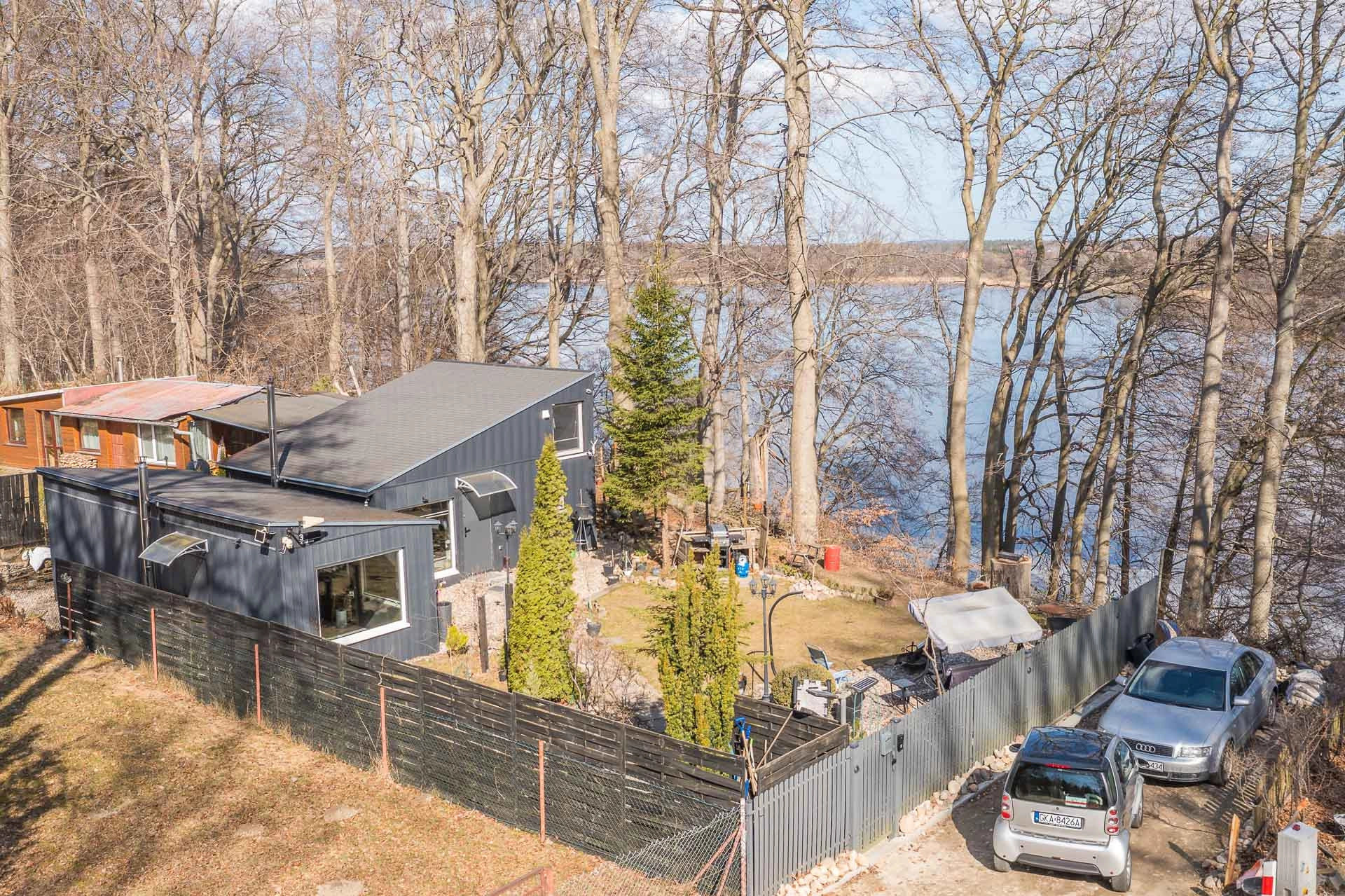 Całoroczne domy z malowniczym widokiem na jezioro!