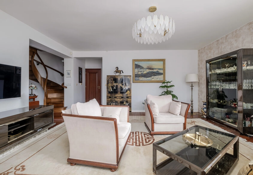 Komfortowy dom z dużym ogrodem