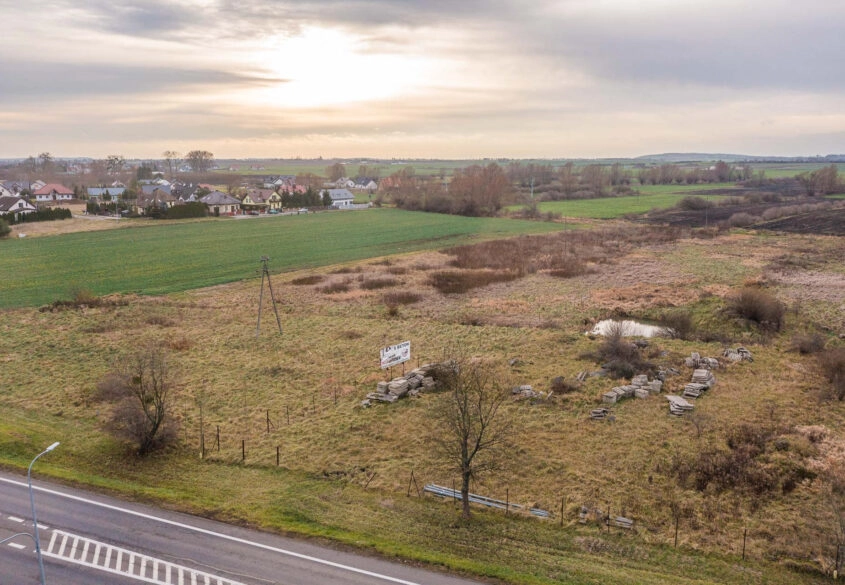 Z PROJEKTEM BUDOWY HAL/ PRZY DRODZE 91!