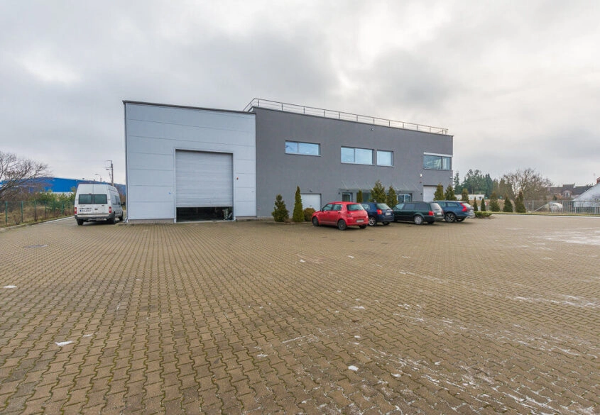 Nowoczesna hala, produkcja magazyn biura