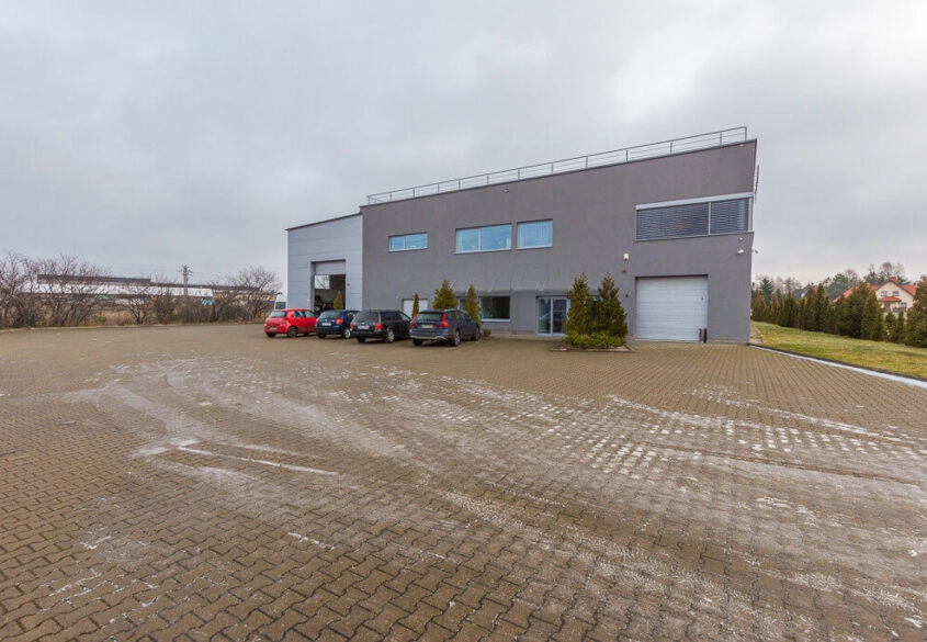 Nowoczesna hala, produkcja magazyn biura