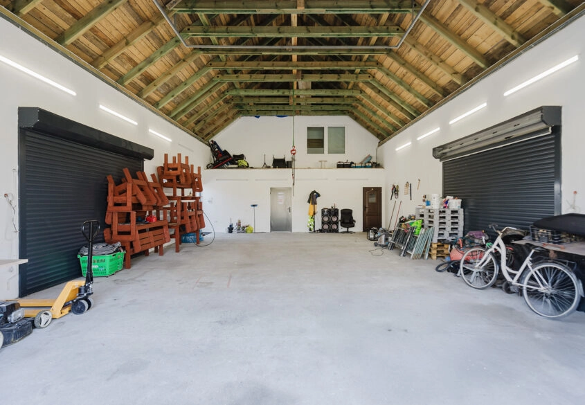 Potęgowo- dom plus hala usługowa