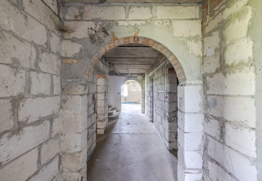 Wolnostojący dom 8 pok, działka 1492 m2