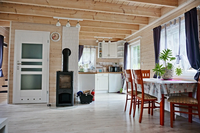 Ucieczka od zgiełku – dom w lesie 200 m do jeziora