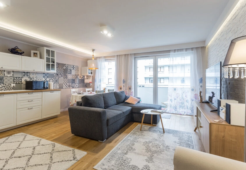 Mieszkanie z balkonem i windą w nowym budownictwie