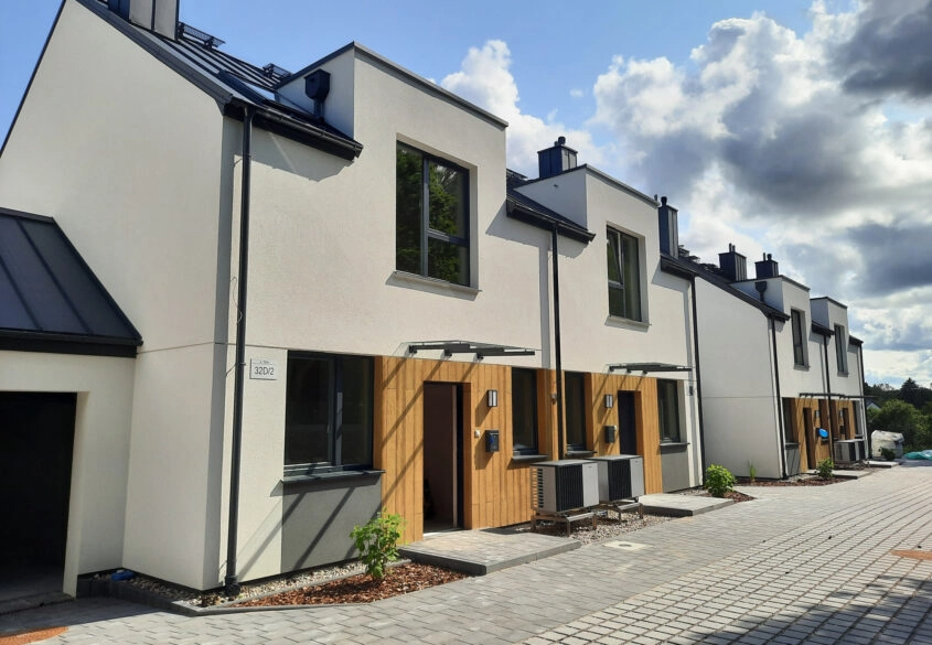 Rodzinny bliźniak na Wiczlinie, gotowy do odbioru