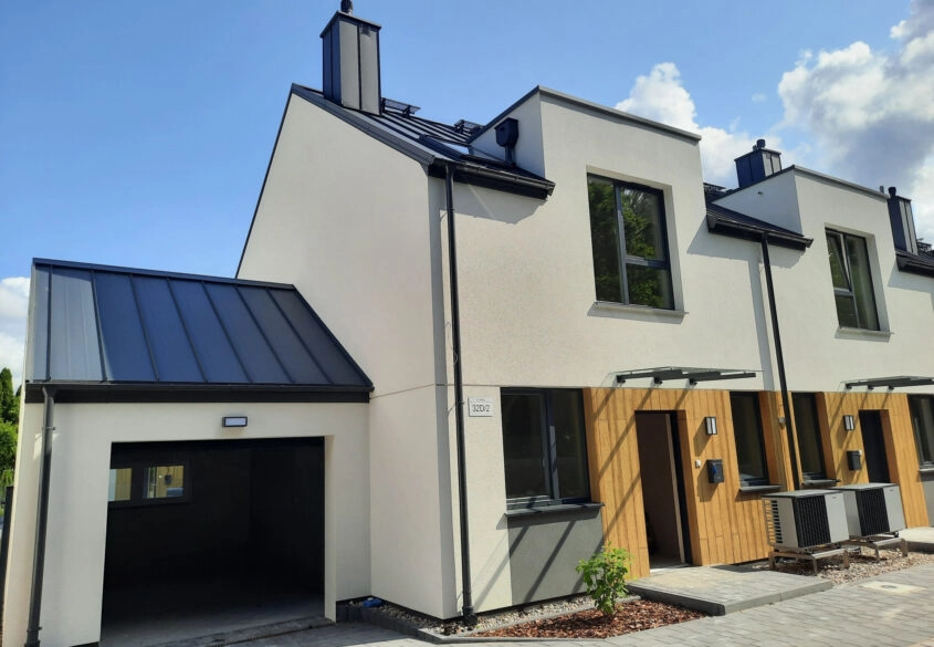 Rodzinny bliźniak na Wiczlinie, gotowy do odbioru