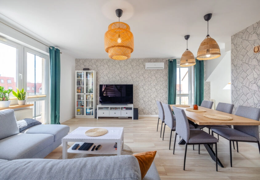 4 gotowe pokoje, 2 balkony, piwnica!