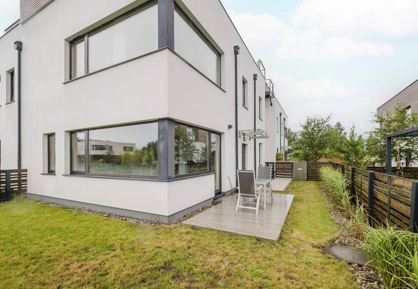 Nowoczesny, dwupoziomowy apartament w Mechelinkach