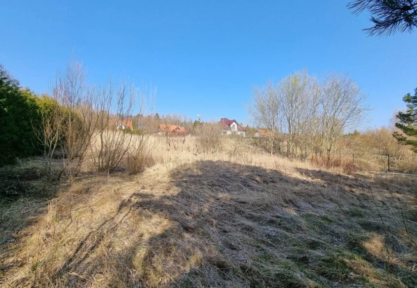 Duża działka budowlana w zacisznej okolicy