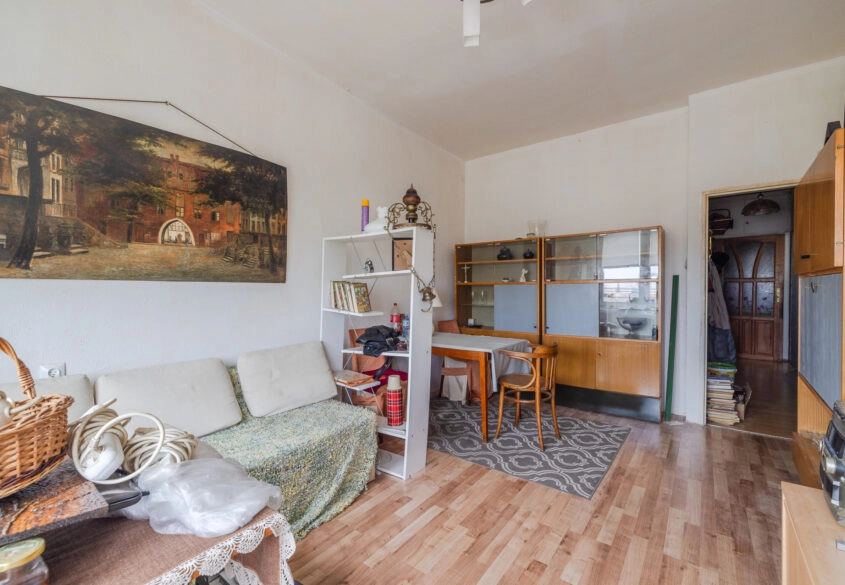 Kilka Minut Spacerem Do Plaży! Wysokie Sufity!