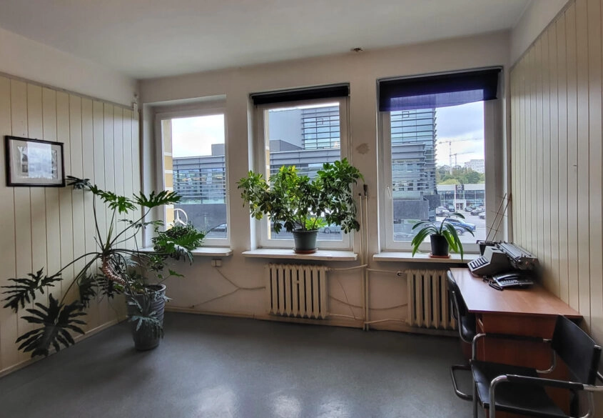 Budynek z lokalami przy ul. Łóżyckiej