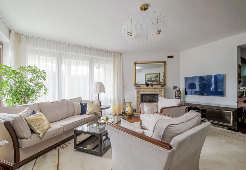 Komfortowy dom z dużym ogrodem