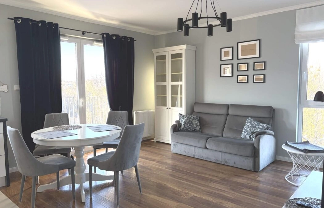 W pełni urządzone z piwnicą i miejscem postojowym