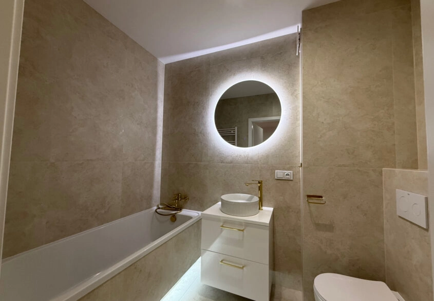 2 pokoje z miejsce postojowym.