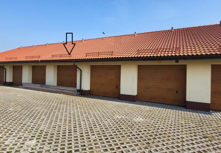 Garaż przy ul. Wiosennej i ul. Srebrnej