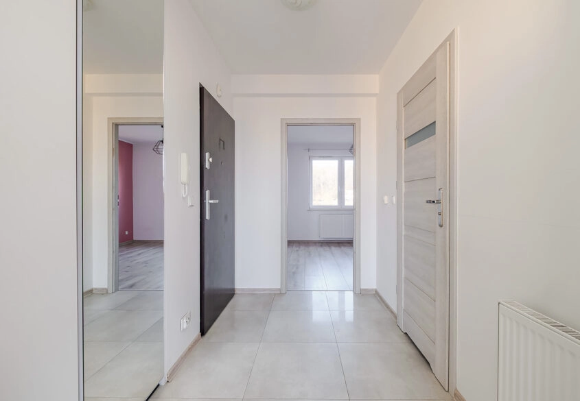 Słoneczne 2 pokoje na zamkniętym Osiedlu Na Stoku