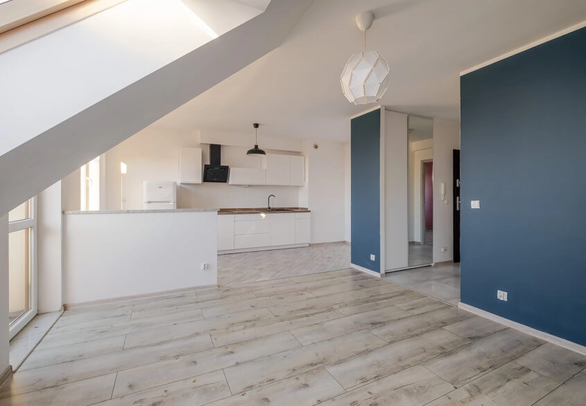 Słoneczne 2 pokoje na zamkniętym Osiedlu Na Stoku