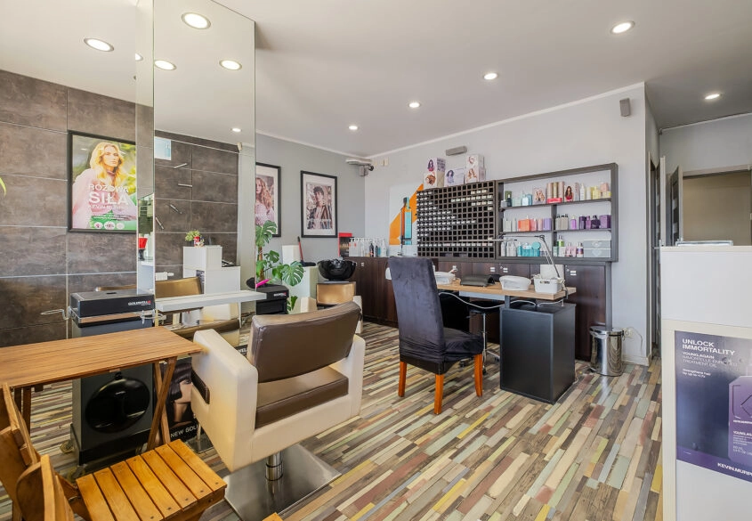 Lokal handlowo-usługowy, ok. 44m2, witryna