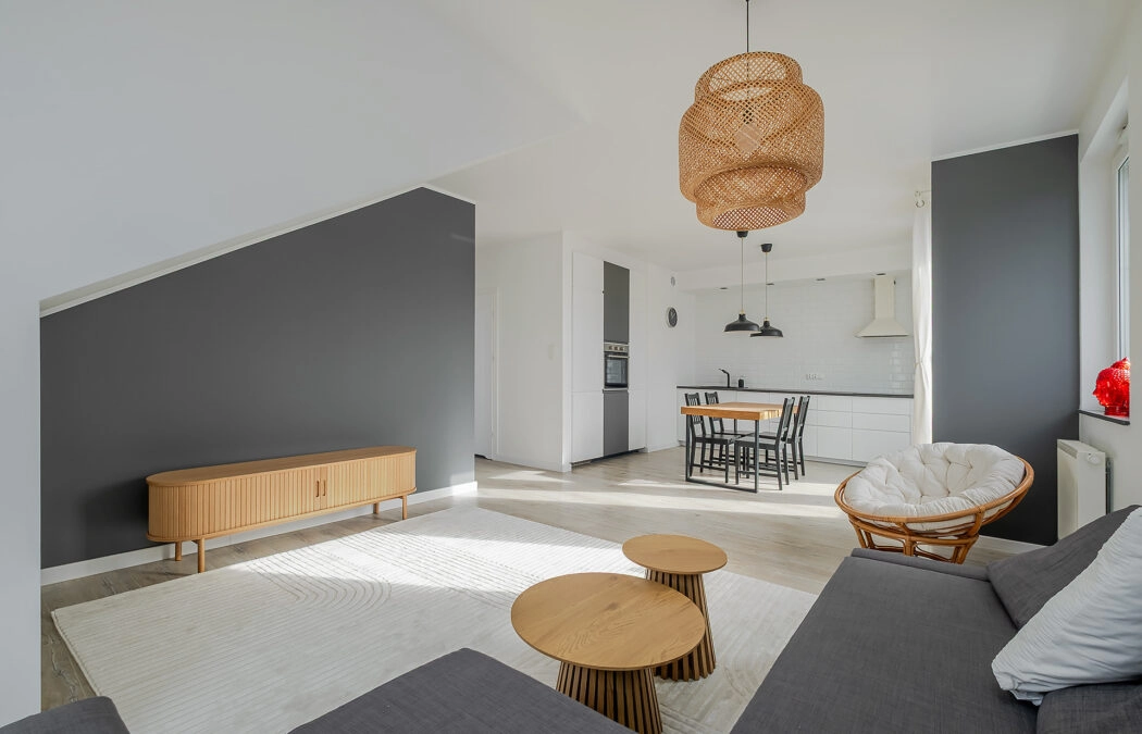 Apartament w Śródmieściu, 3 pokoje z m. postojowym