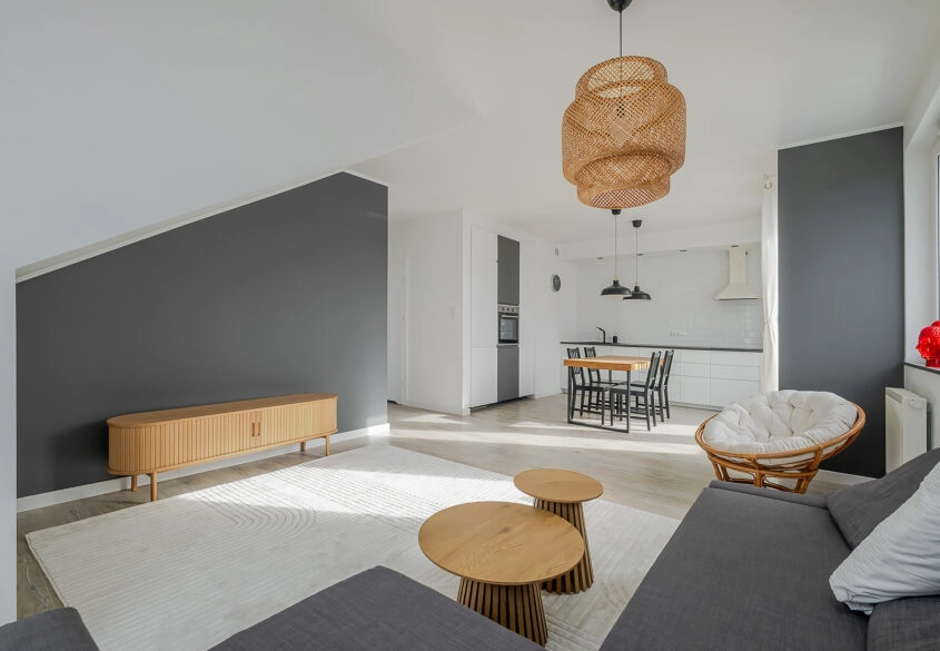 Apartament w Śródmieściu, 3 pokoje z m. postojowym