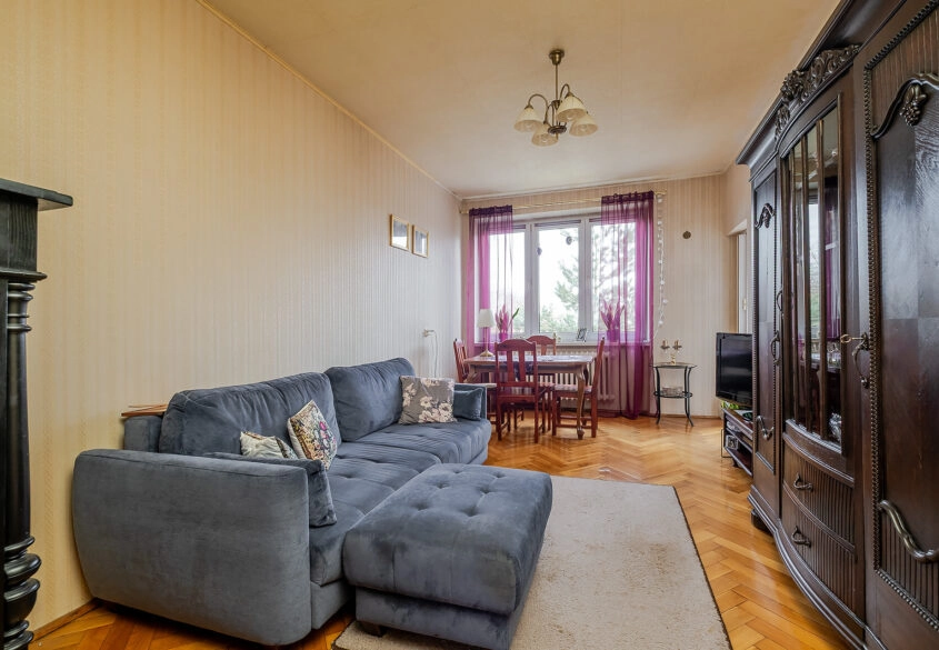 3 pokoje z loggią i piwnicą