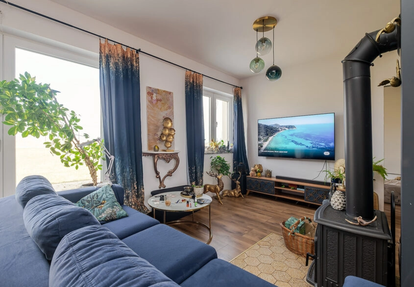 Parterowy, stworzone 2 niezależne mieszkania