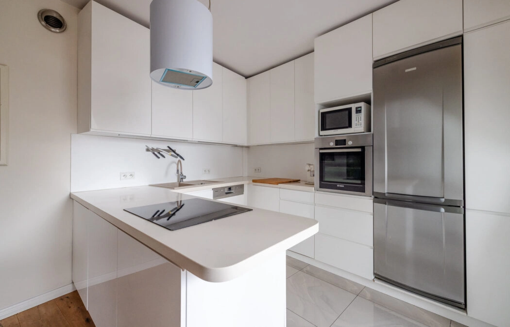 3 pokoje - duży taras, garaż