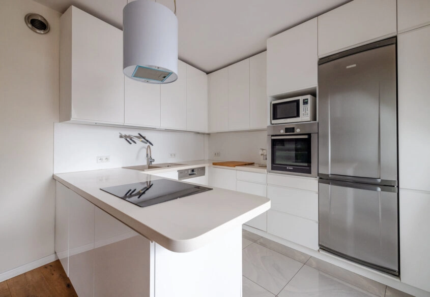 3 pokoje - duży taras, garaż