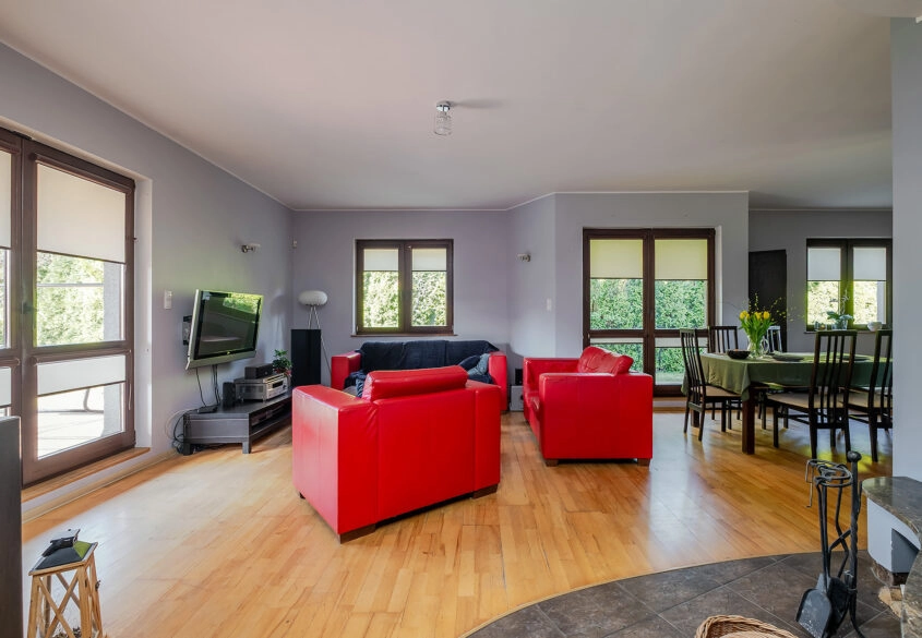 Wolnostojący Dom w świetniej lokalizacji