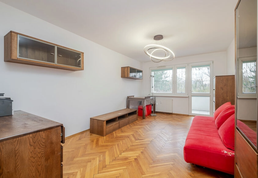 3 pokoje z loggią i piwnicą!