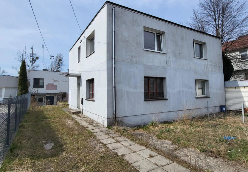 Budynek wolnostojący pod lokal usługowy