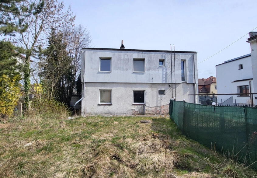 Budynek wolnostojący pod lokal usługowy