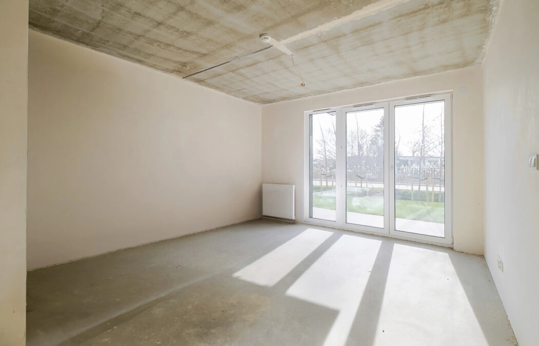 Kawalerka na parterze z ogródkiem i widok na rzekę