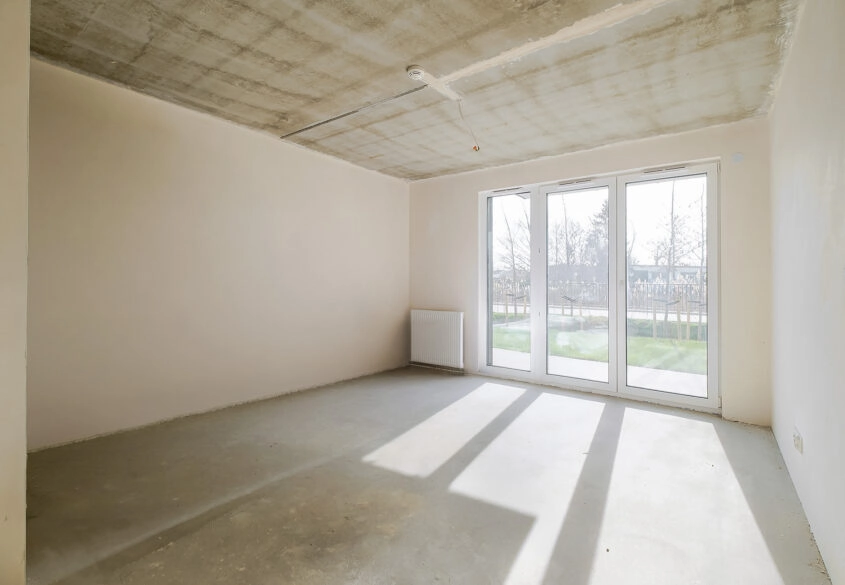 Kawalerka na parterze z ogródkiem i widok na rzekę