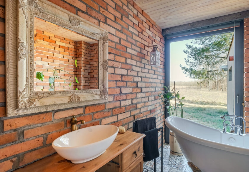 Dom stodoła na dużej działce