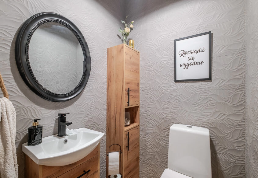 Dom stodoła na dużej działce