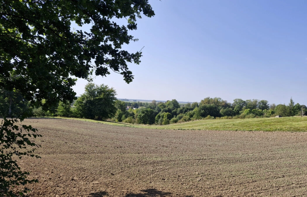 Malowniczo położna działka w Wicku
