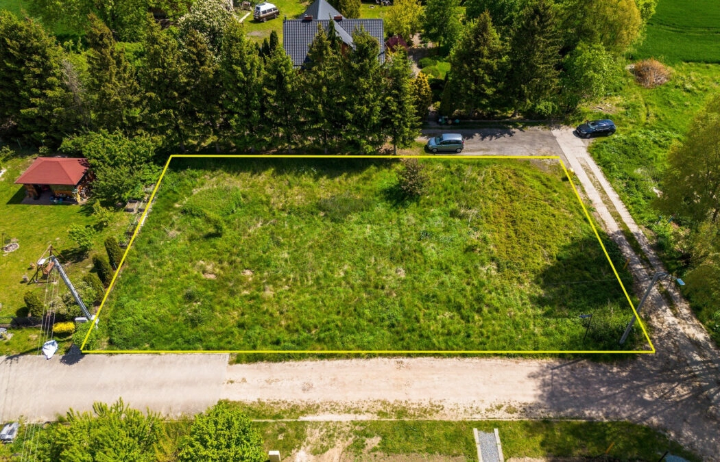 Działka budowlana 30 min od Gdańska - Cedry Wlk.