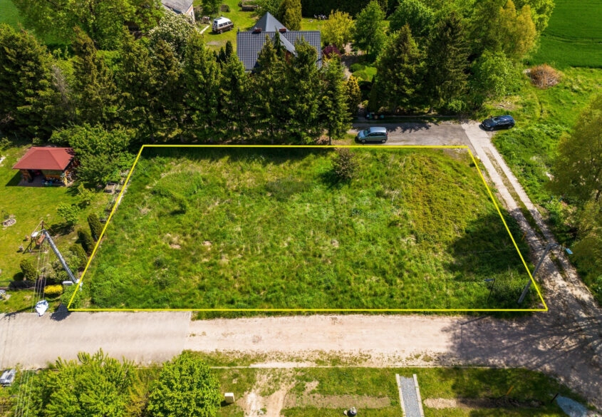 Działka budowlana 30 min od Gdańska - Cedry Wlk.