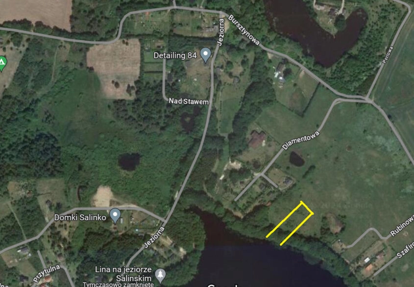 Działka z linią brzegową nad jeziora Salinko