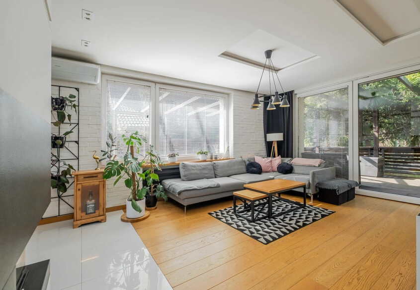 Wyjątkowa lokalizacja - po gruntownym remoncie!