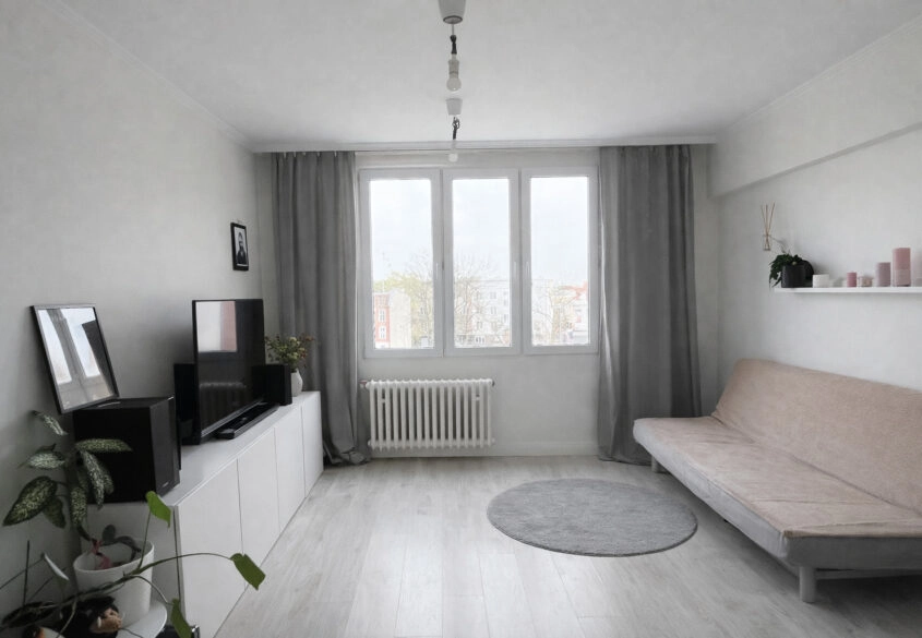 2 pokoje z balkonem i piwnicą blisko Motławy!