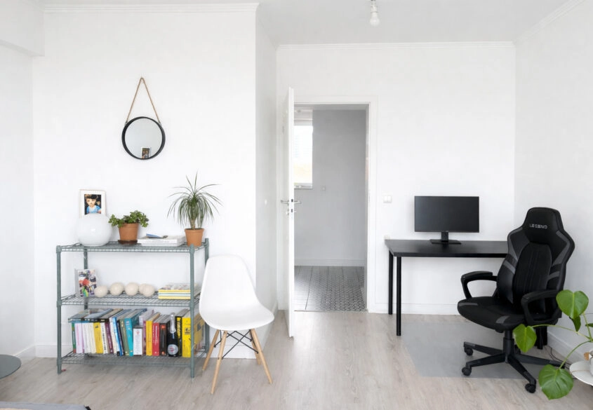 2 pokoje z balkonem i piwnicą blisko Motławy!